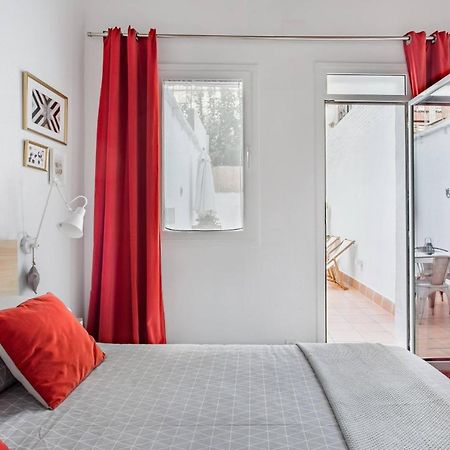 ברצלונה Stylish Apartment With Terrace For Couple Or Family מראה חיצוני תמונה