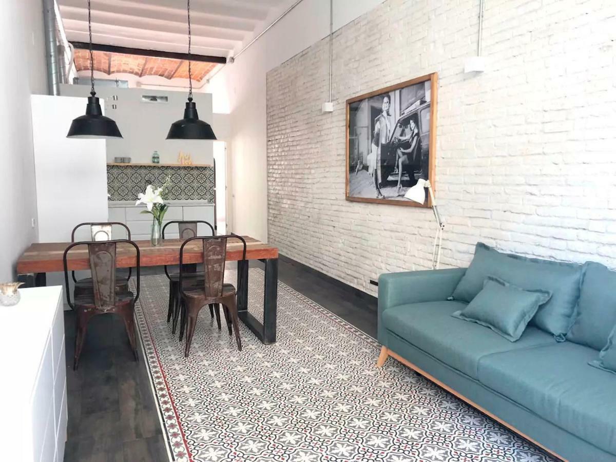 ברצלונה Stylish Apartment With Terrace For Couple Or Family מראה חיצוני תמונה